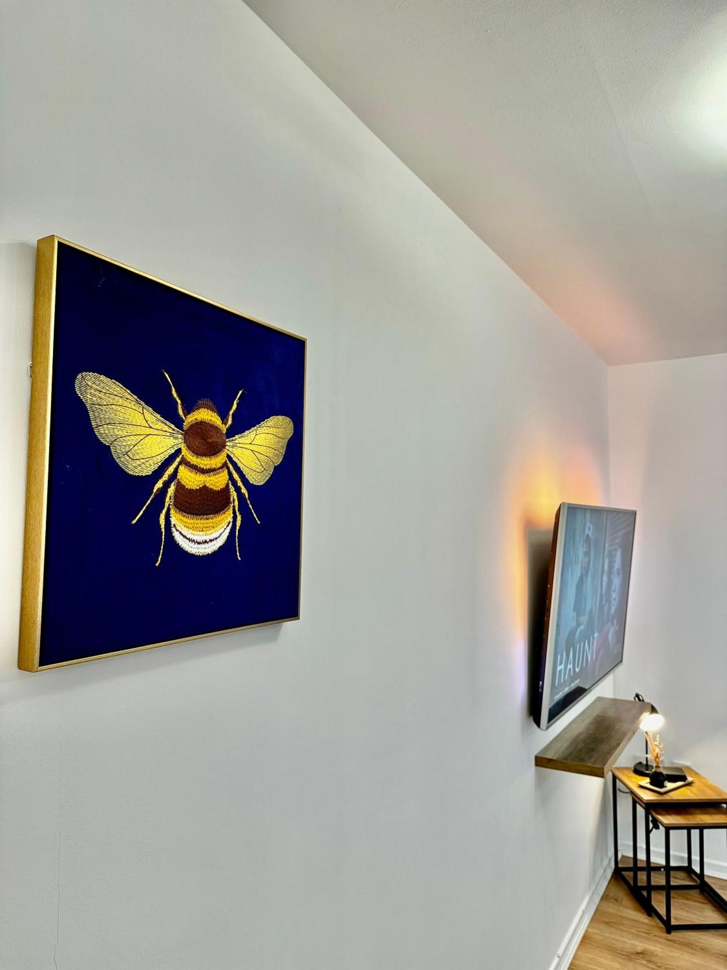 Rnm - Business Professional & Top Choice, Private Access & Entire Place, Kitchen & Washroom With Amenities, Smart Tv, Easy Access, Fast Wifi, Parking Nearby, Great Transport Links Halesowen Extérieur photo